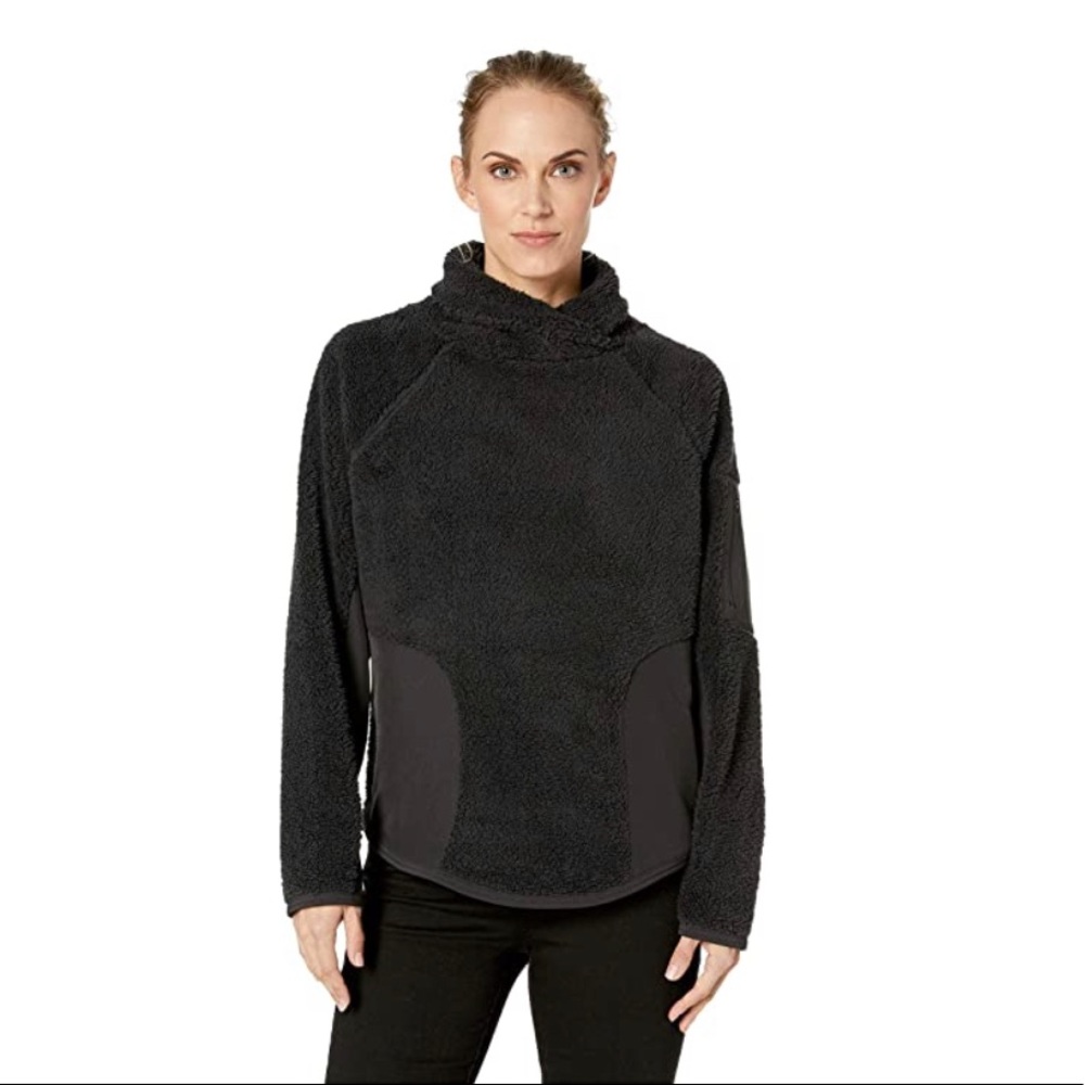 Nike Long Sleeve Pullover Sherpa Top (Black/Black)